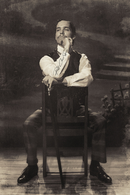 sharp_seated_dag_auto_sm