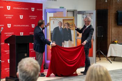 President Taylor Randall and Dean John Scheib unveil a special portrait of John and Marcia Priceptab5